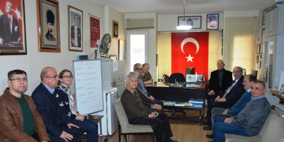 Başkan Albayrak, Atatürkçü Düşünce Derneği Tekirdağ Şubesi'ni Ziyaret Etti