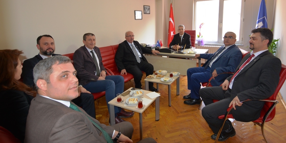 Büyükşehir Belediye Başkanı Kadir Albayrak'tan Çorlu Muhasebeciler Odasına Ziyaret