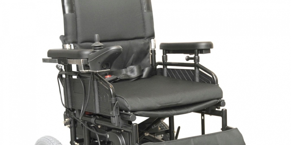 Akülü Tekerlekli Sandalye Teslimi Yapıldı
