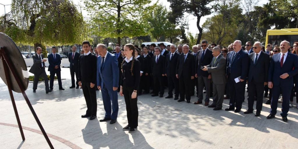 Başkan Albayrak, Turizm Haftası Çelenk Sunma Törenine Katıldı
