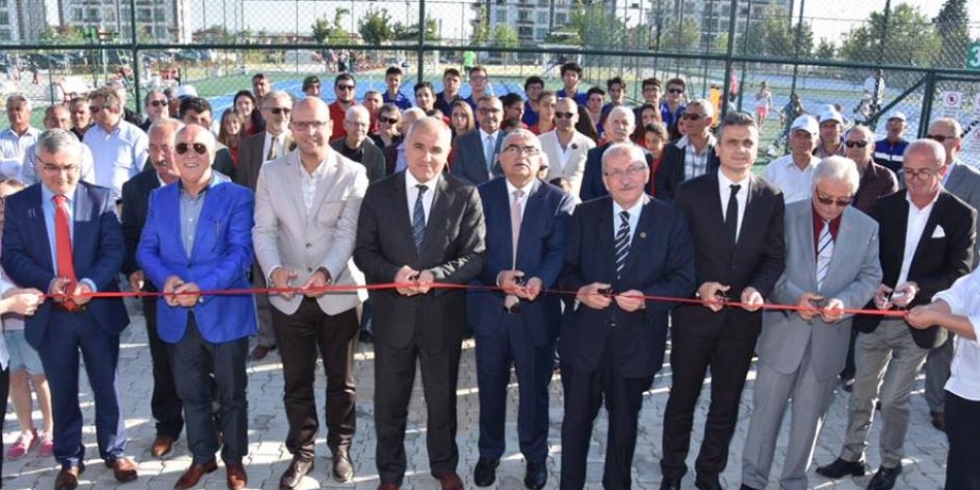 Başkan Albayrak Çorlu'da Tenis Kompleksi Açılışına Katıldı