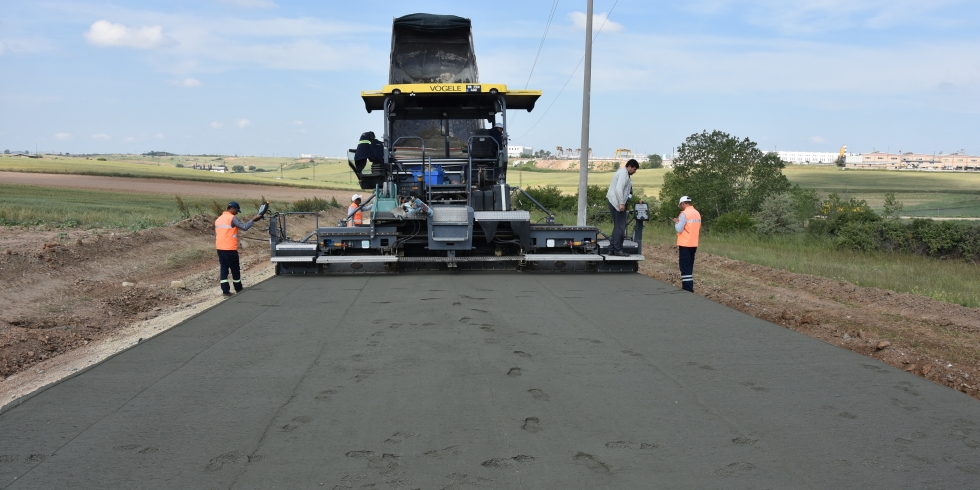 Çorlu İlçemizin, 12 km'lik Önerler-Velimeşe Organize Sanayi Bağlantı Yolu (SSB) Beton Yol Yapımı Tamamlandı.