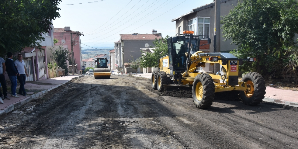 Malkara İlçemizin, Namık Kemal Caddesi, (BBS) Beton Yol Yapımı Öncesi Düzenleme Çalışmaları Başladı.