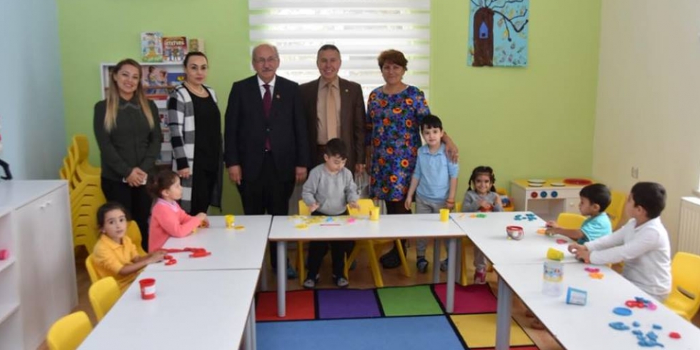 Başkan Albayrak'tan Minik Öğrencilere Ziyaret