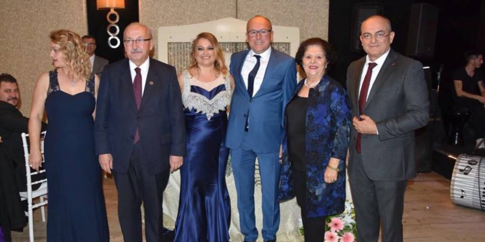 Başkan Albayrak Meral ile Serhat Çiftinin Nişan Törenine Katıldı