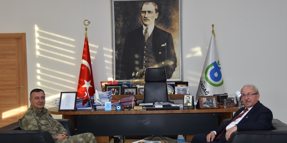 Garnizon Komutanı Selçuk Kubilay Karslı'dan Başkan Kadir Albayrak'a Ziyaret