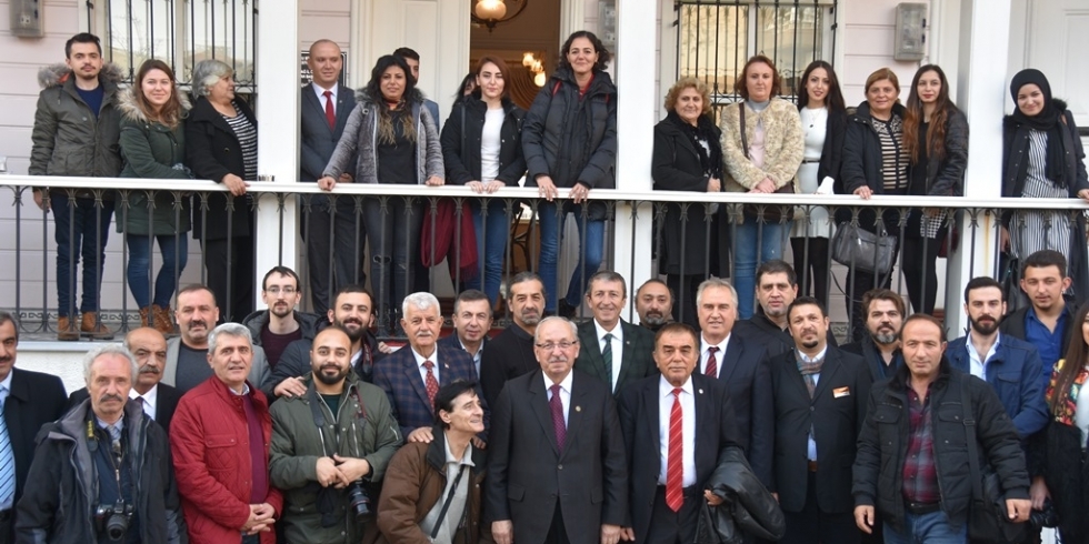 Başkan Albayrak 10 Ocak Çalışan Gazeteciler Gününde Basın Mensuplarıyla Buluştu