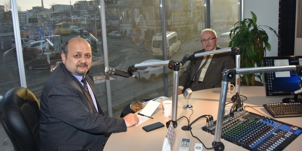 Başkan Albayrak Radyo Can'da Gazeteci Özkan Dikmen'in Konuğu Oldu