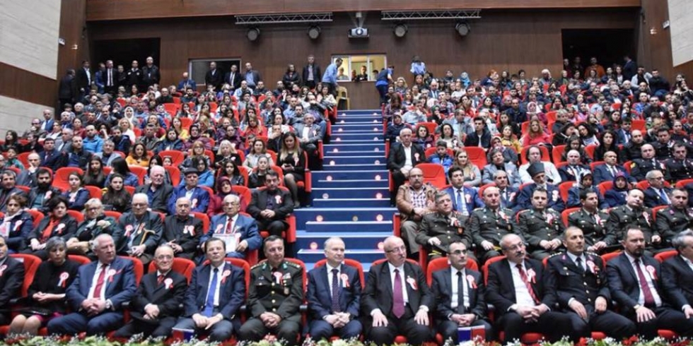 Başkan Kadir Albayrak Şehitleri Anma Günü Etkinliğine Katıldı