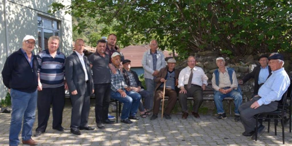 Başkan Albayrak Süleymanpaşa ve Şarköy'de Vatandaşlarla Bir Araya Gelerek Çalışmaları İnceledi