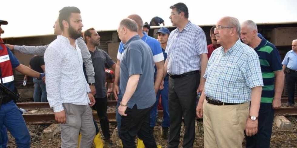 Başkan Albayrak Çorlu'daki Tren Kazası Sonrası Olay Yerine Gitti