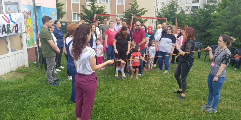 Özel Çerkezköy Gündüz Bakımevi'nde `Okul Dışarıda' etkinliği yapıldı.