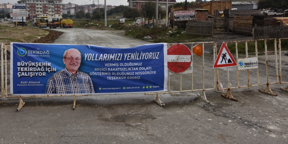 Çerkezköy İlçemizin, Kızılpınar Mahallesi, Çorlu Caddesinde Başlattığımız, (SSB) Beton Yol Serim Çalışmalarımız Tamamlandı. Bütün Halkımıza Hayırlı Olmasını Dileriz.