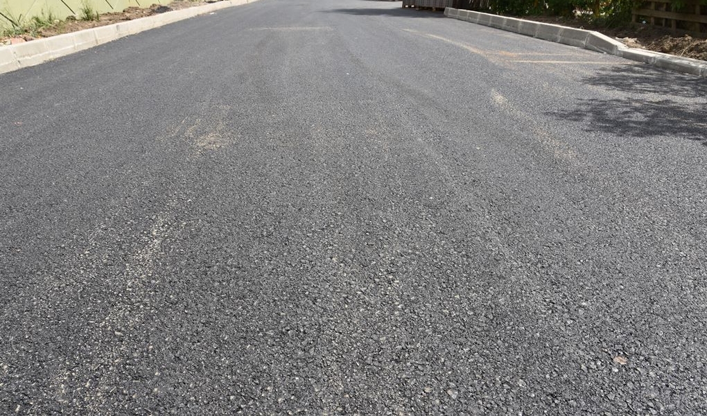Ergene İlçemizin 9. Sokak BSK Sıcak asfalt serim çalışmalarımız tamamlandı.