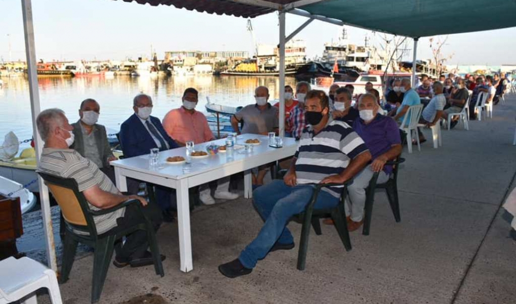 Başkan Kadir Albayrak ve Milletvekili İlhami Özcan Aygun'dan Balıkçı Esnafına Ziyaret