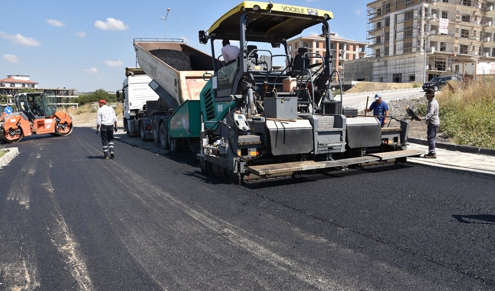 Süleymanpaşa İlçemizin, Soğancılar Caddesinde başlattığımız bsk sıcak asfalt yol bakım ve onarım çalışmalarımız tamamlandı.