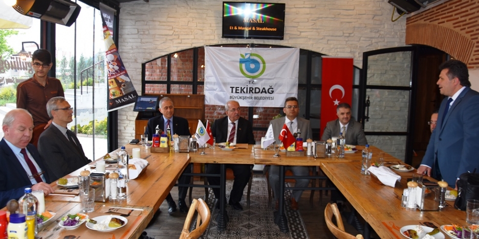 Tekirdağ Büyükşehir Belediyesi Veteriner Hekimleri Yemekte Buluşturdu