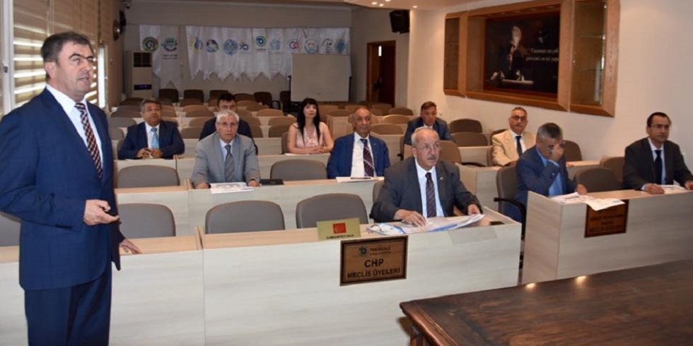 Ulaşım Dairesi Başkanı Hasan Bayram, Başkan Albayrak'a Brifing Verdi